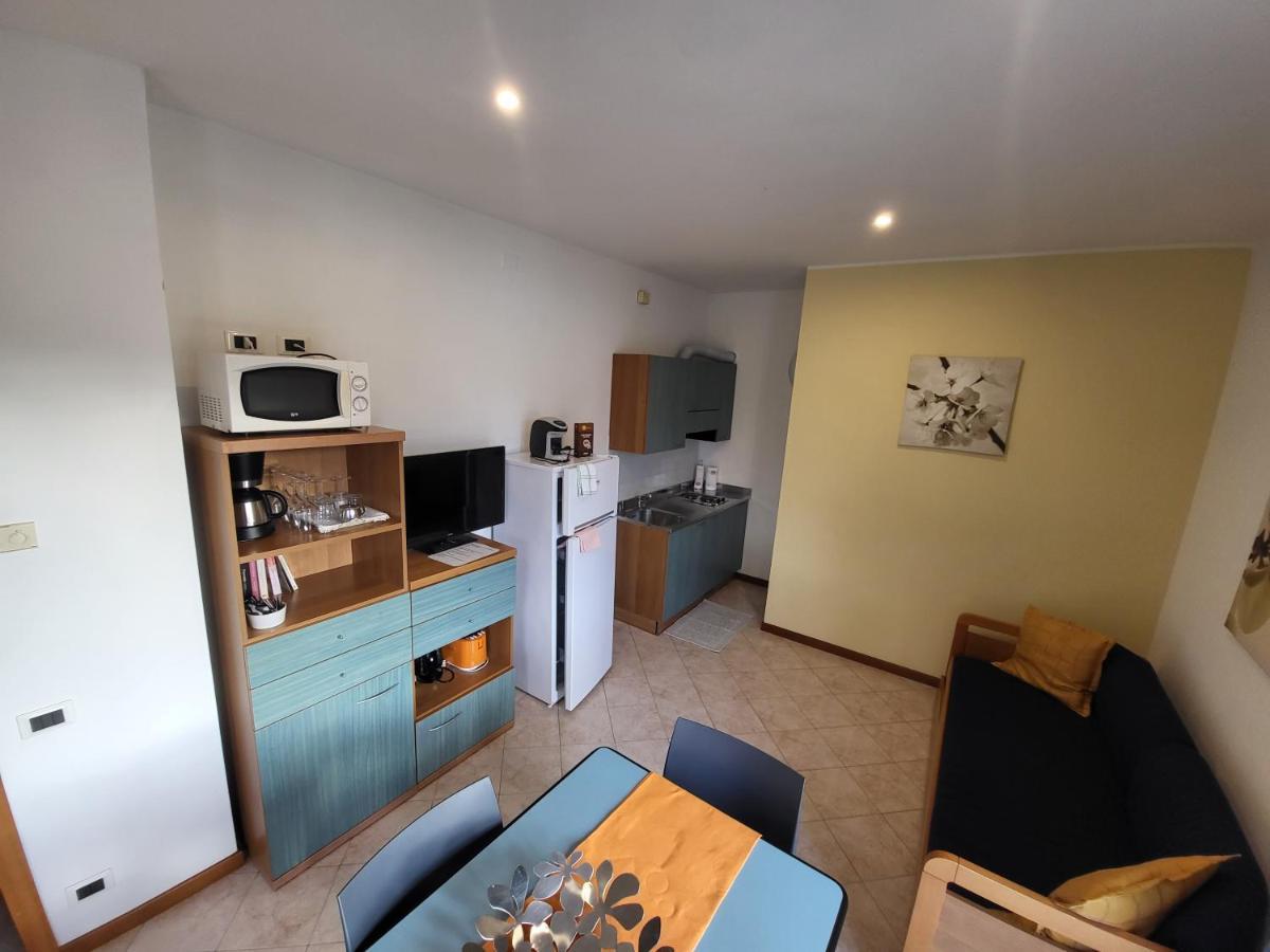 Residence Villa Margherita Brenzone sul Garda Luaran gambar