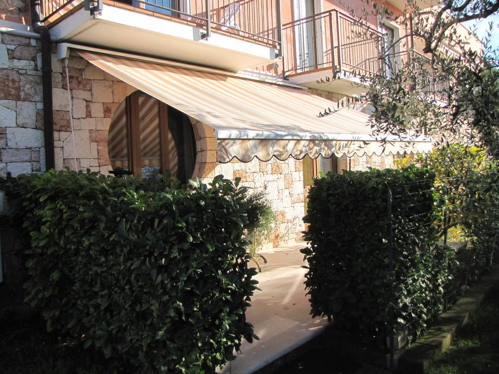 Residence Villa Margherita Brenzone sul Garda Luaran gambar