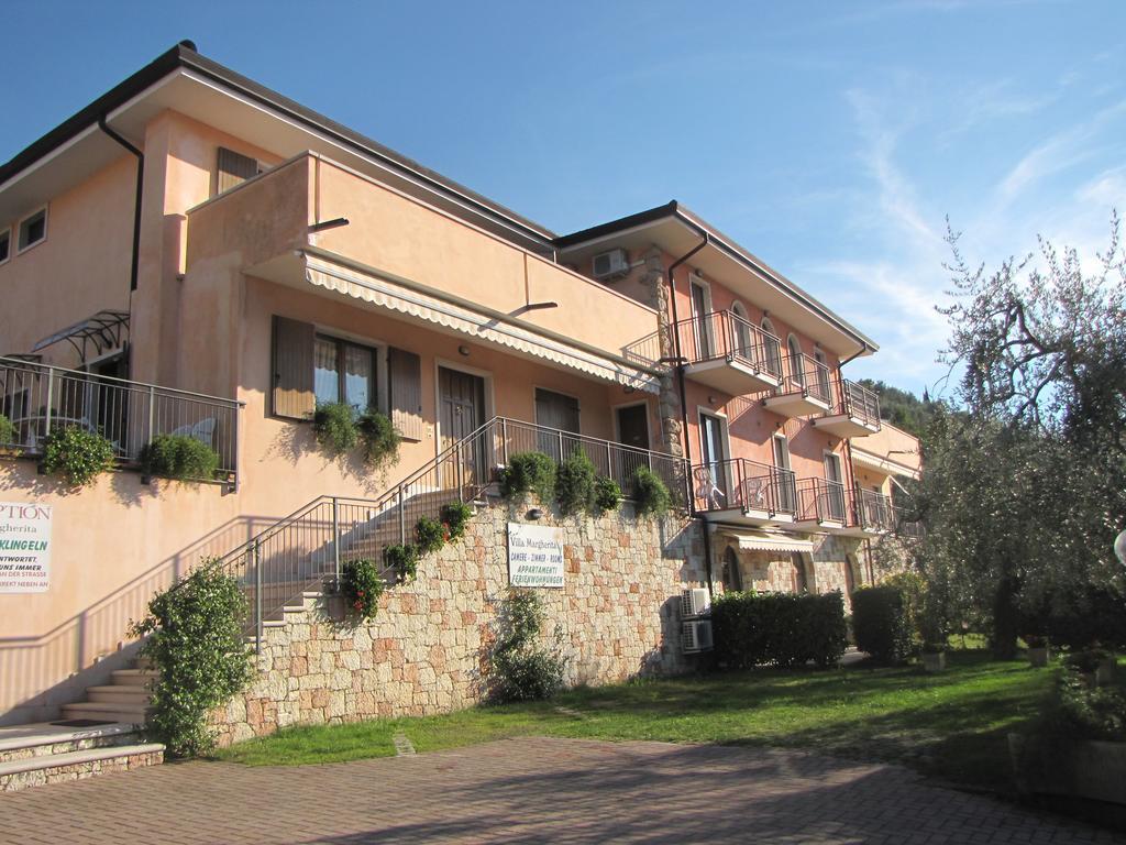 Residence Villa Margherita Brenzone sul Garda Luaran gambar