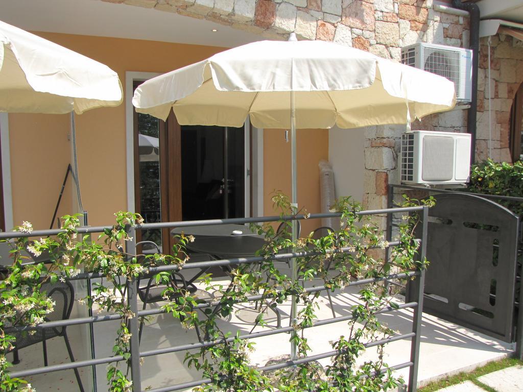 Residence Villa Margherita Brenzone sul Garda Luaran gambar