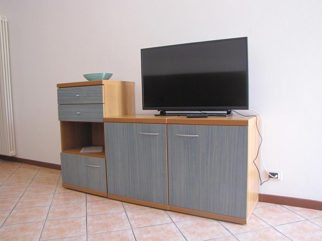 Residence Villa Margherita Brenzone sul Garda Luaran gambar